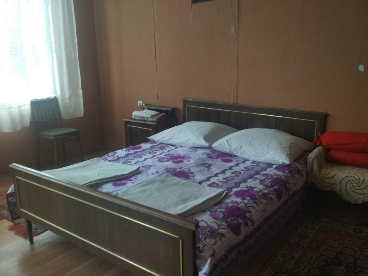 Guest House Knarik Jvari Exterior photo